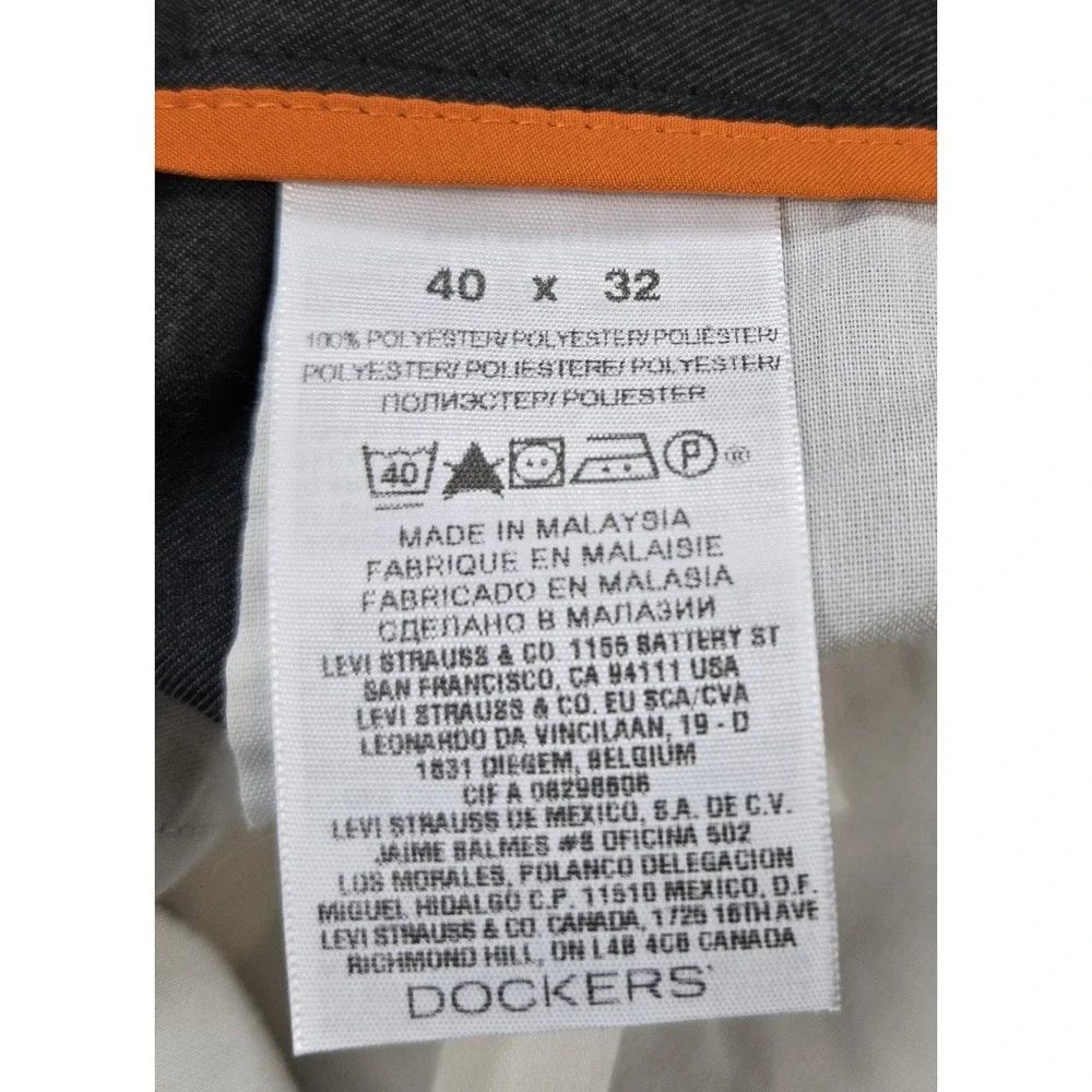 Docker's D2 Men's Straight Fit Flat Front Slash Pockets Casual Pants‎ 40